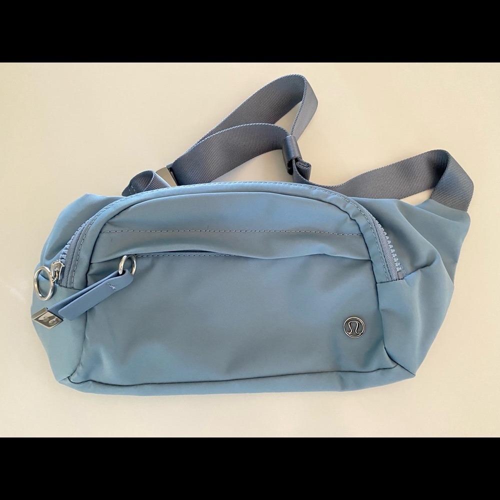 lululemon belt bag / fanny pack